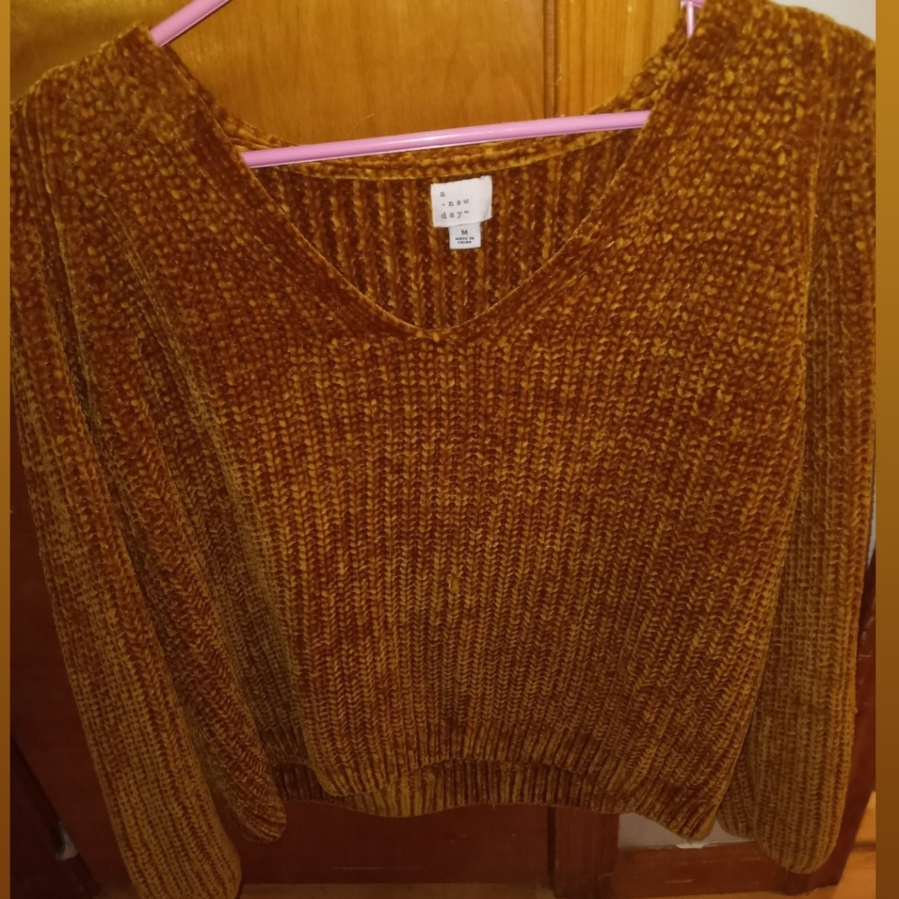 Gold color very warm sweater